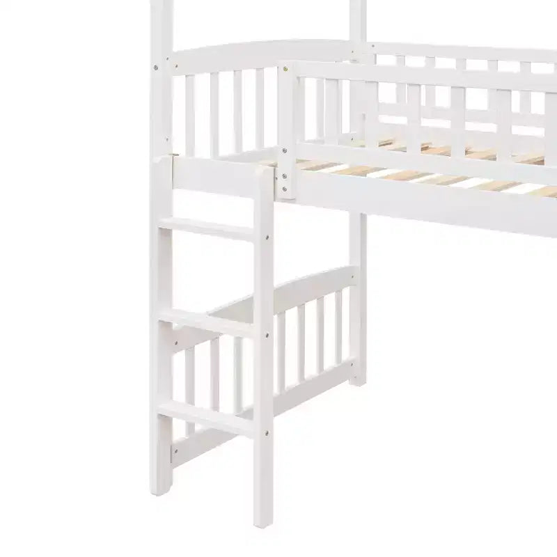 Lit mezzanine pour enfants avec toboggan et espace de jeu en dessous