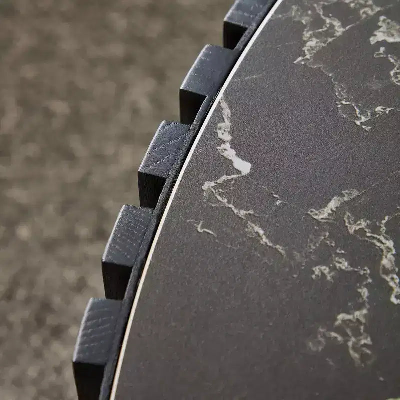 Table basse ronde moderne avec plateau en pierre frittée