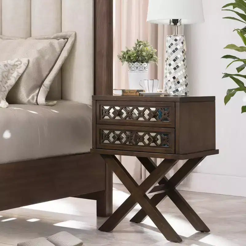 Table de chevet/d'appoint en noyer avec base en X et motif filigrane en losange miroité