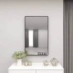 Miroir mural rectangulaire en bois avec cadre fin et minimaliste